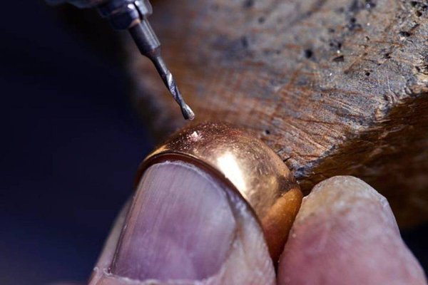 Comment bien percer le métal pour la fabrication des bijoux ?